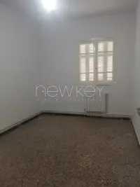 Etage de villa s3 au coeur de la Marsa - 3