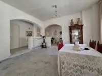 Une Villa S+4 avec jardin à louer à La Soukra - 3