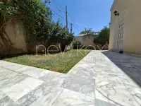 Une Villa S+4 avec jardin à louer à La Soukra - 6