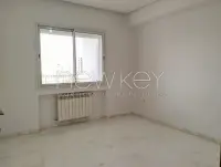 Appartement S2 Avec Vue Dégagée À Louer Aux Jardins De Carthage - 5