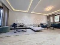 Une Coquette Villa S+4 avec piscine à vendre à La Soukra - 4