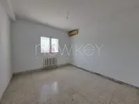 Villa s+4 avec piscine à la Marsa - 6