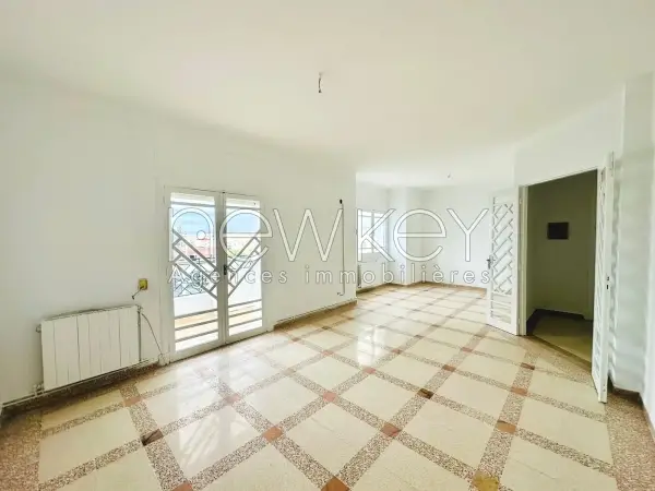 Appartement S+3 à vendre l'aouina
