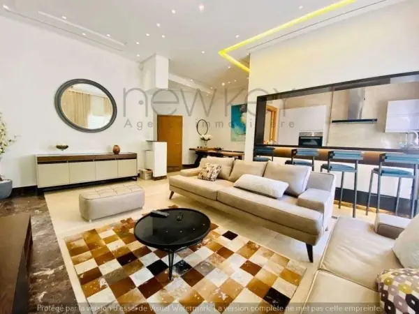 Appartement S 1 moderne richement meublé à louer au Berge du Lac 2