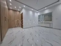 Une Villa S+5 avec piscine à vendre à La Soukra - 5