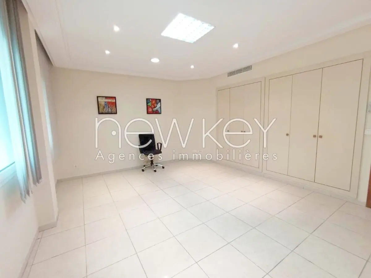 img-property