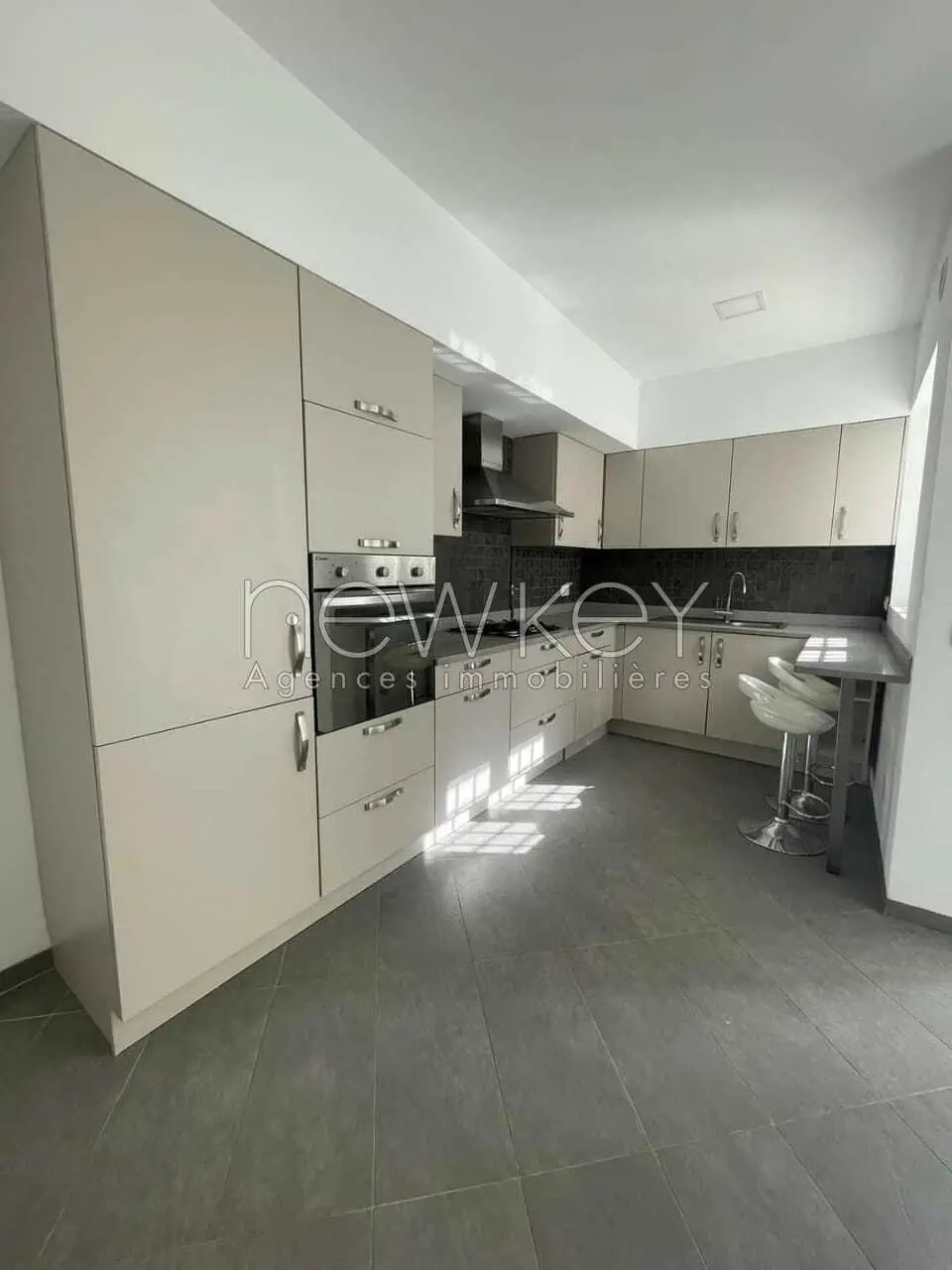 img-property