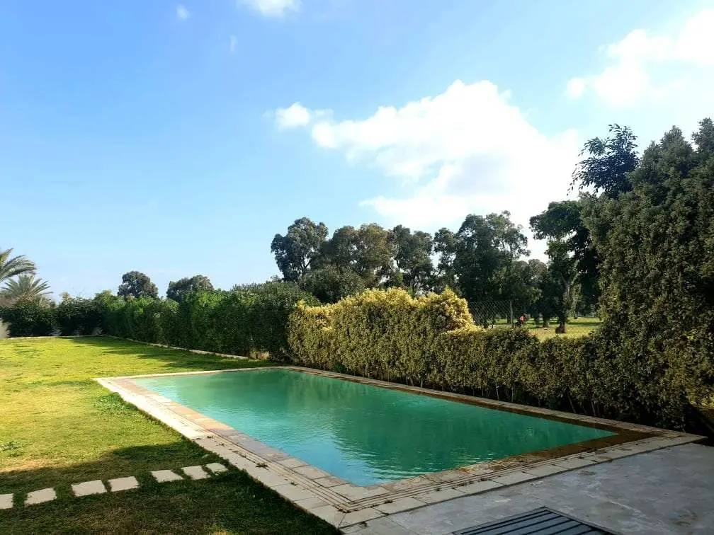 Une spendide villa à la Soukra