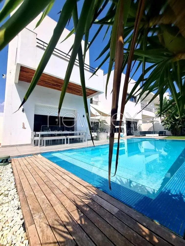 Magnifique villa à la Soukra