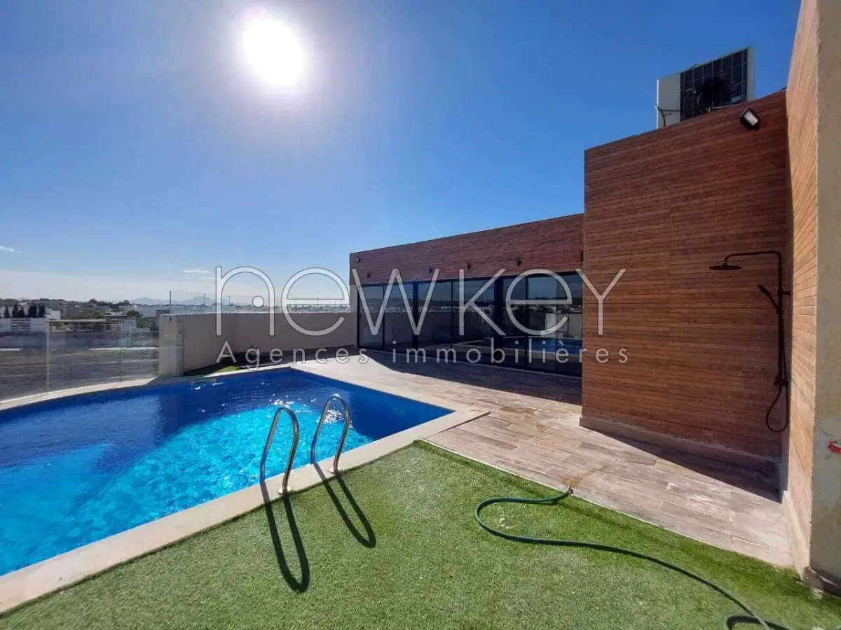 Duplex s4 meublé avec piscine