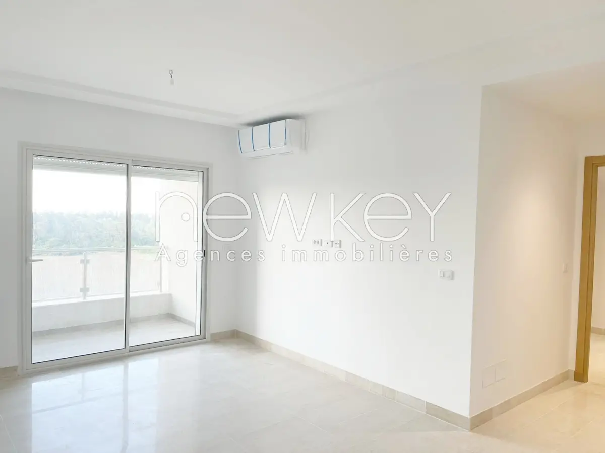 Un Appartement Neuf S2  à vendre à La Soukra