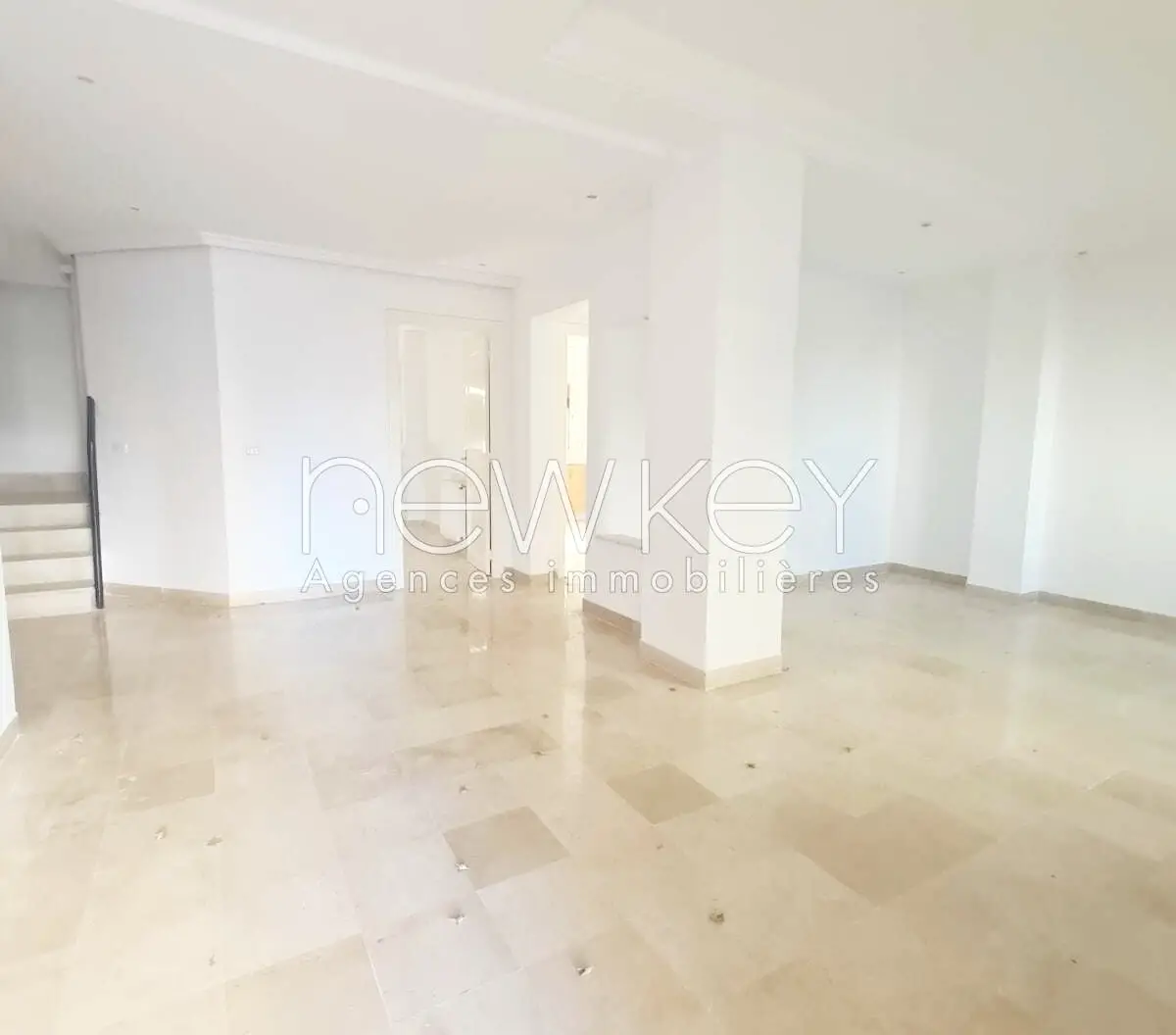 Duplex S5 à vendre aux Jardins de L'Aouina