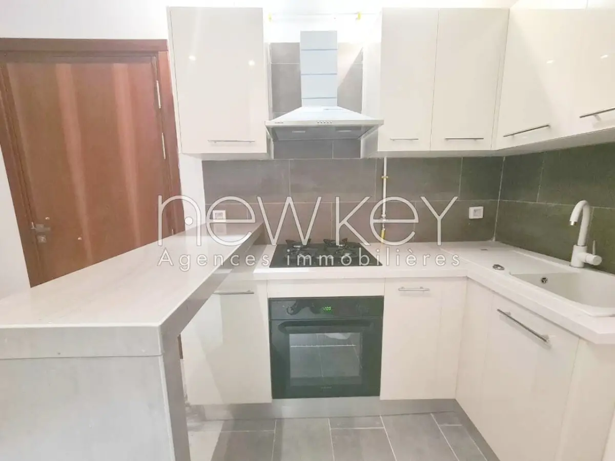 Appartement S1 à vendre à La Soukra