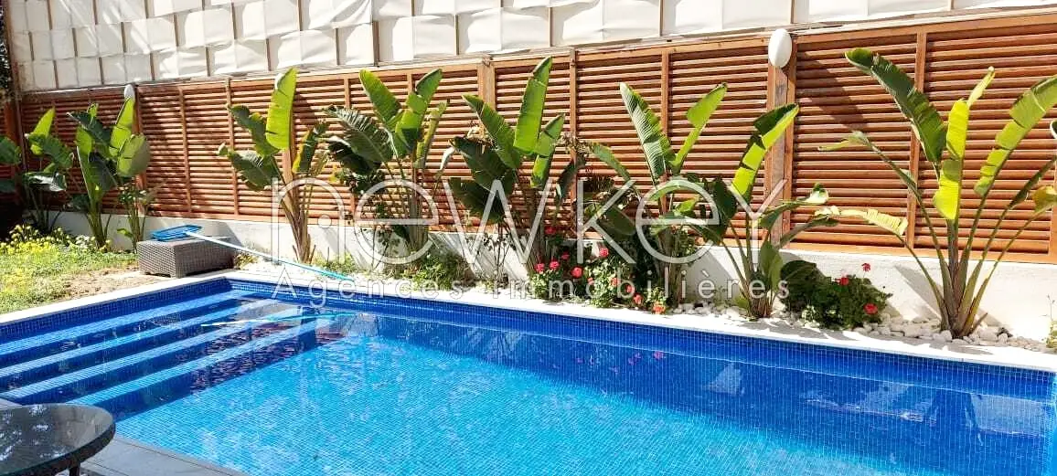 Appartement S3 avec piscine à vendre à La Soukra