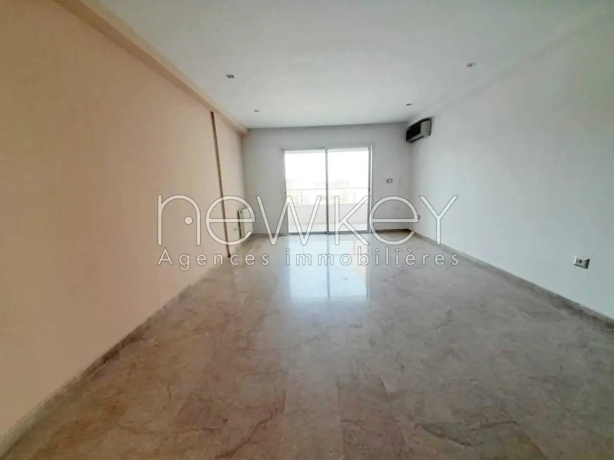 Superbe Appartement S3 À Louer Près De Carrefour