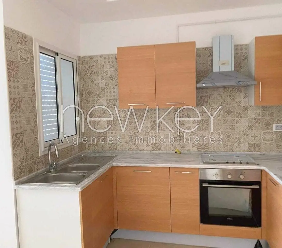 Appartement S+2 à louer à La Soukra