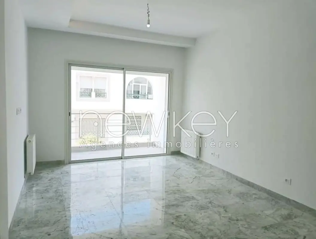 Un Appartement S+2 Neuf à vendre à Ain Zaghouan Nord