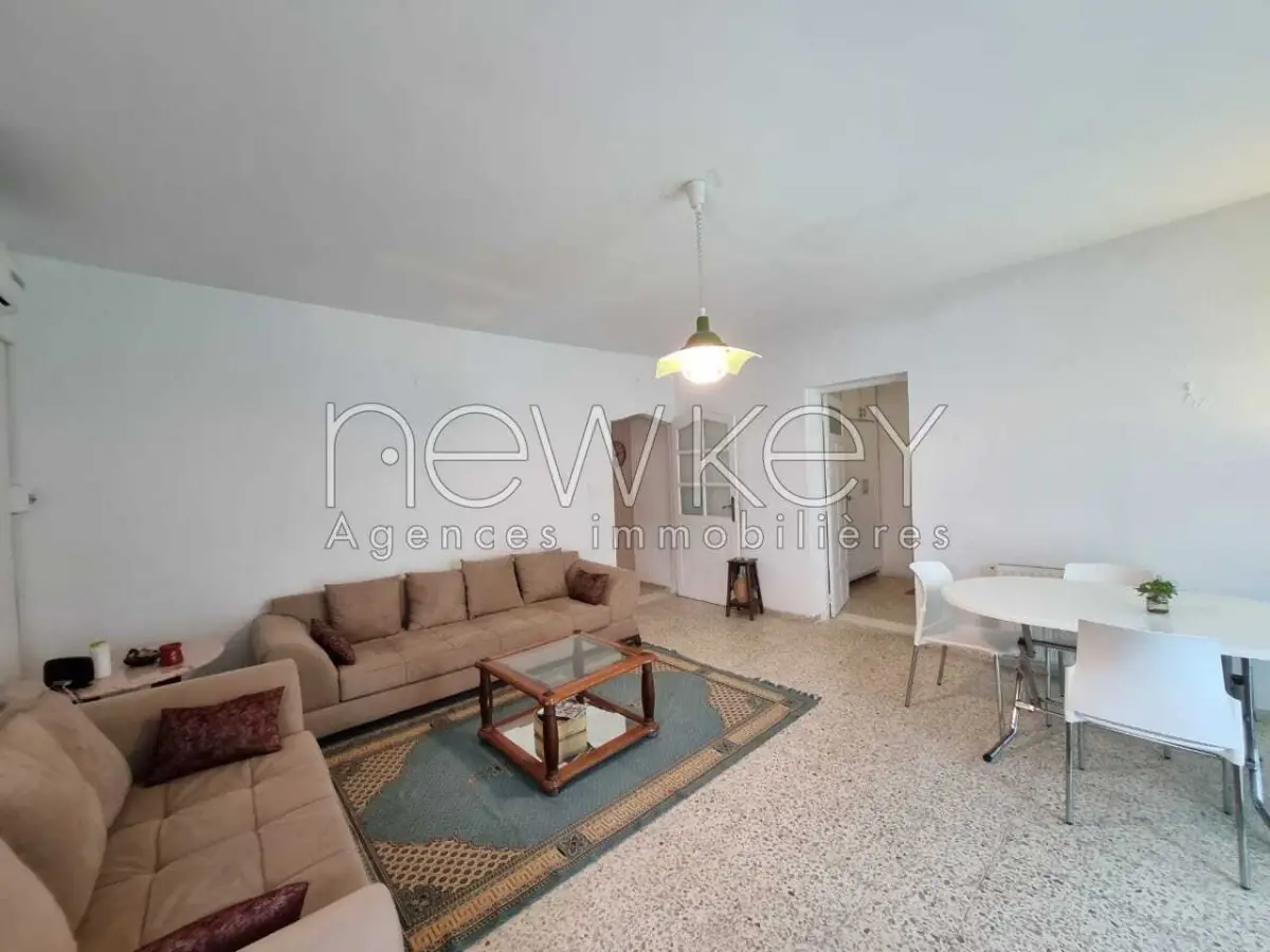Etage de villa meublé s+3 vue mer
