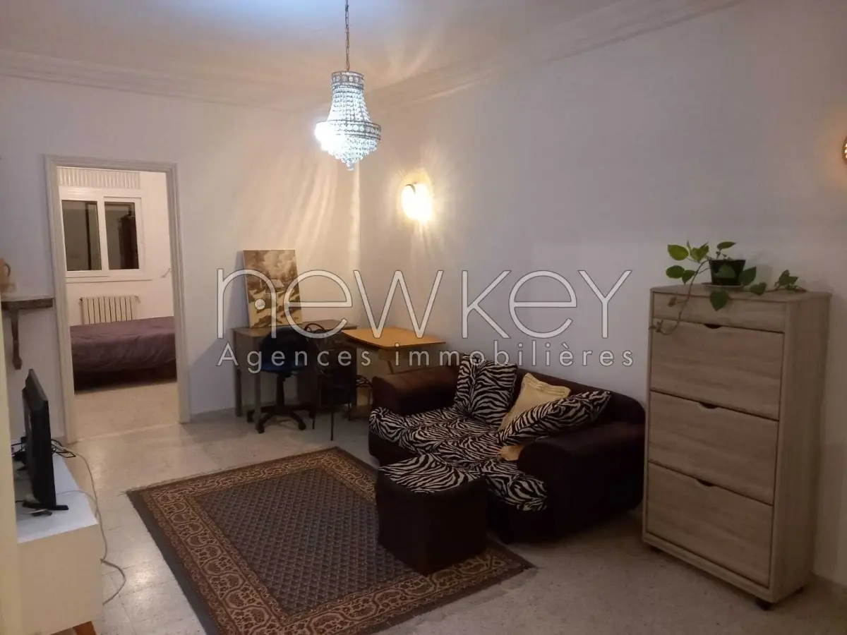 Magnifique Etage De villa S+3 à La Marsa