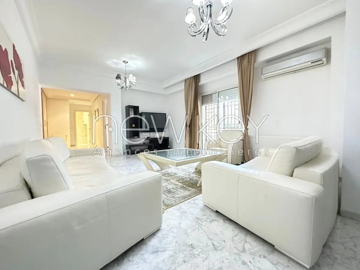 Appartement S1 meublé à louer aux Berges du Lac 2