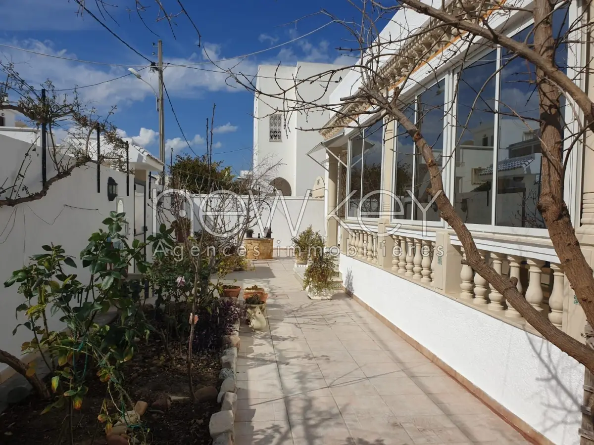 Villa plein pied à la Marsa
