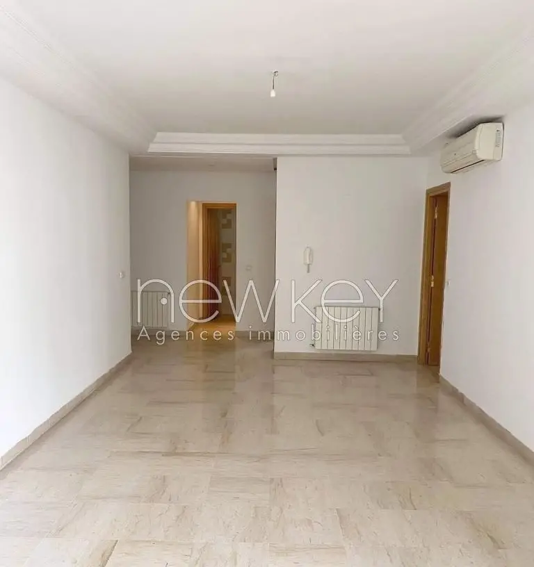 Un Appartement S+3 près de carrefour à Ain Zaghouan Nord