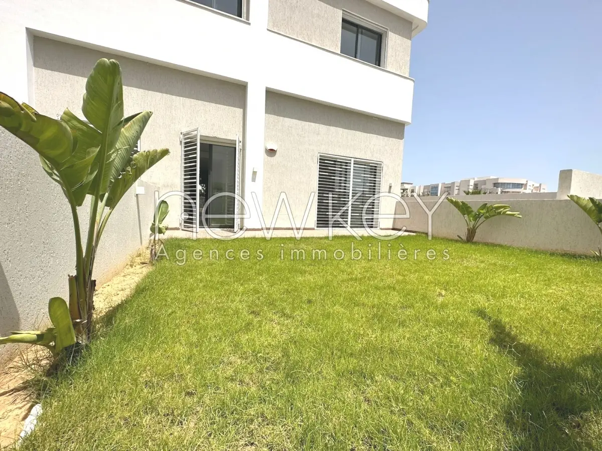 Duplex S3 avec jardin à louer aux Jardins De Carthage