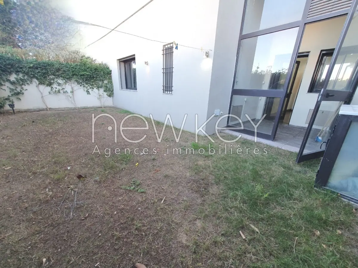 Appartement s+2 avec jardin