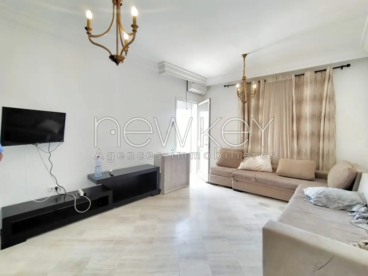 Appartement S2 semi meublé à louer aux Jardins de Carthage