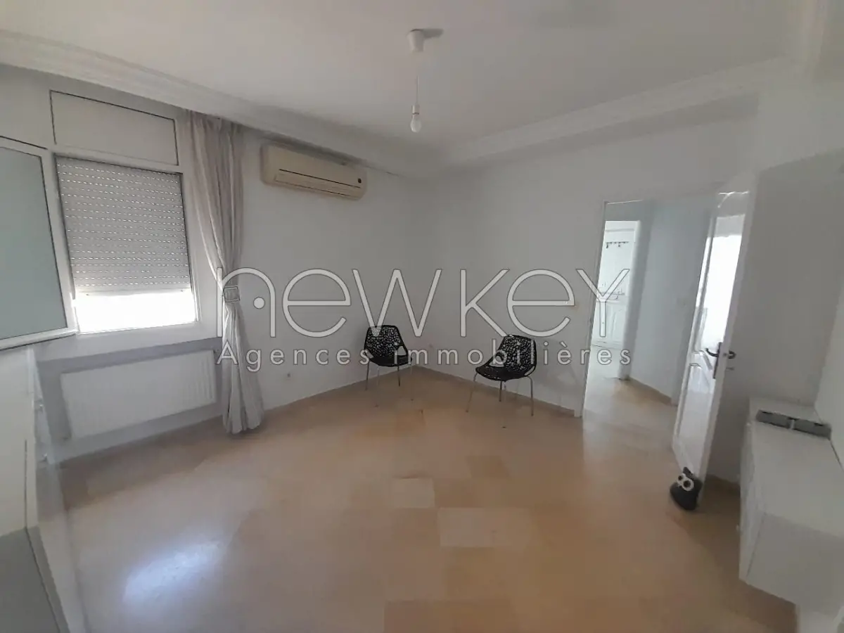 Appartement S+3  à louer à la Marsa