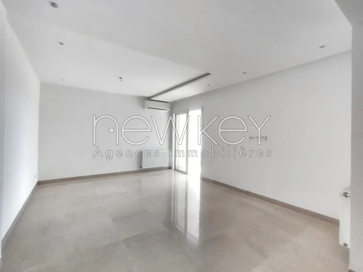 Appartement S2  vue dégagée à louer aux Jardins de Carthage