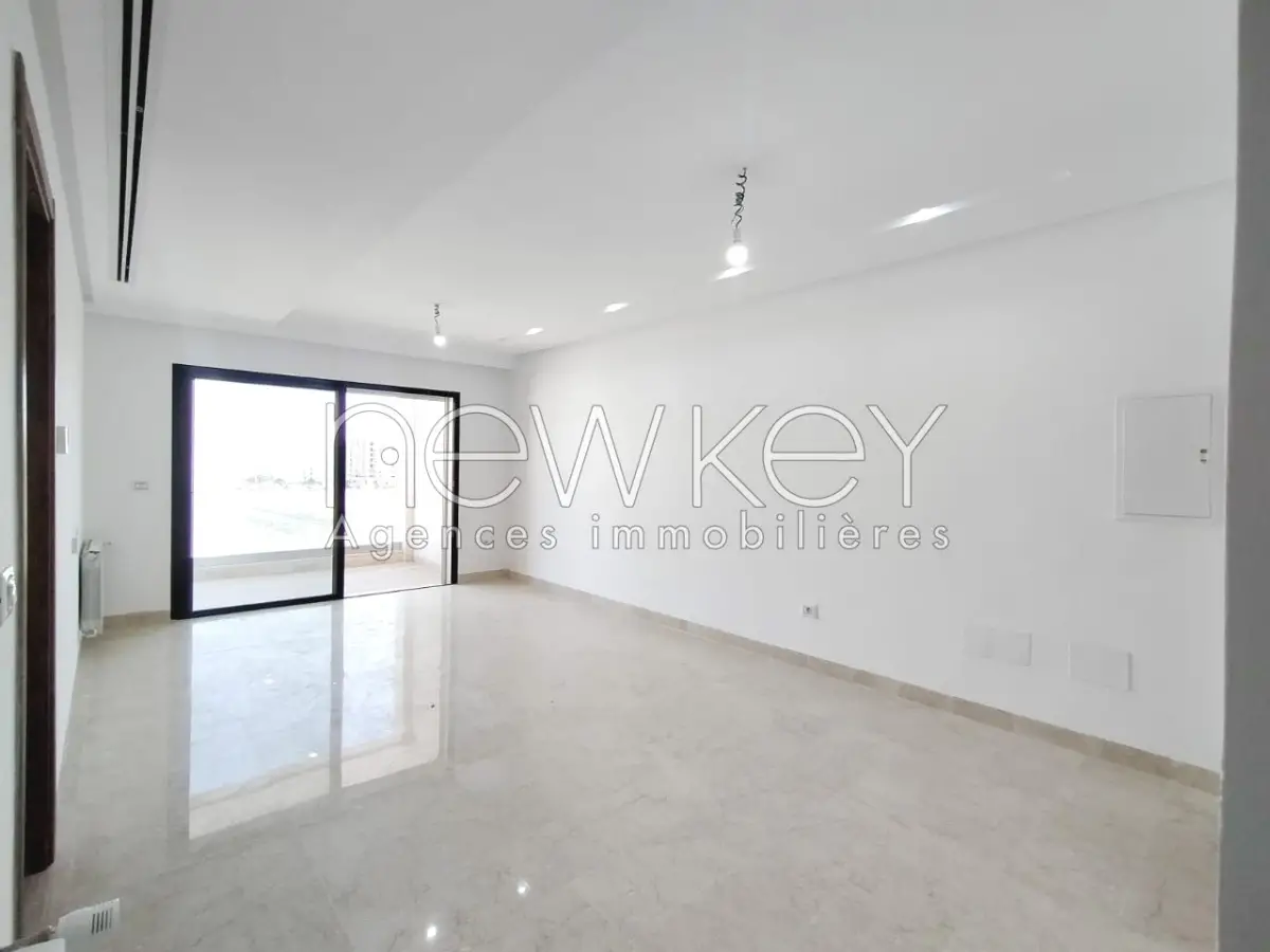 Appartement S4 Neuf à louer aux Jardins de Carthage