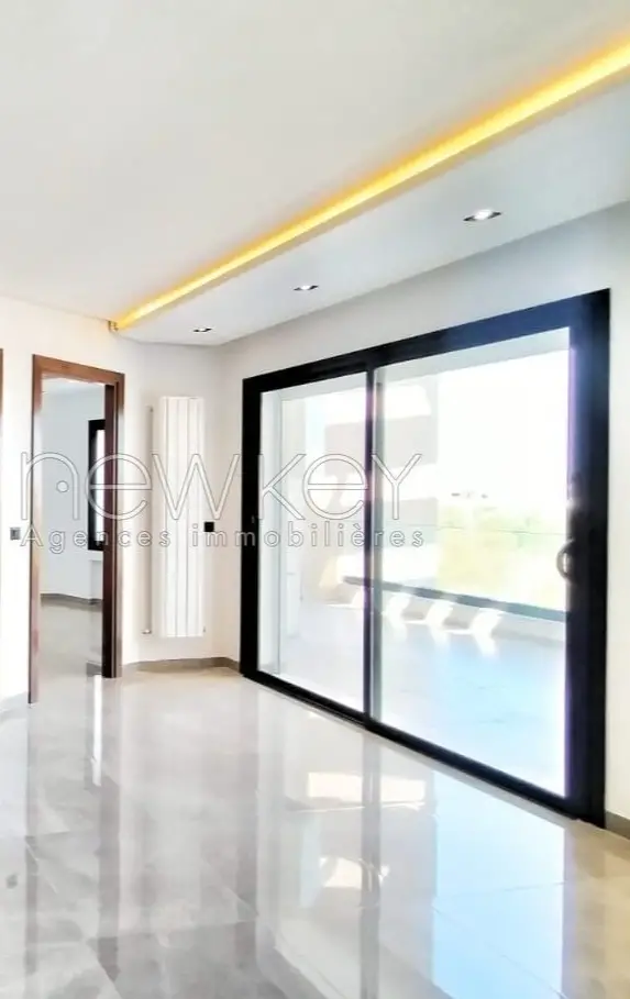 Appartement S2 avec terrasse à louer aux Jardins de Carthage