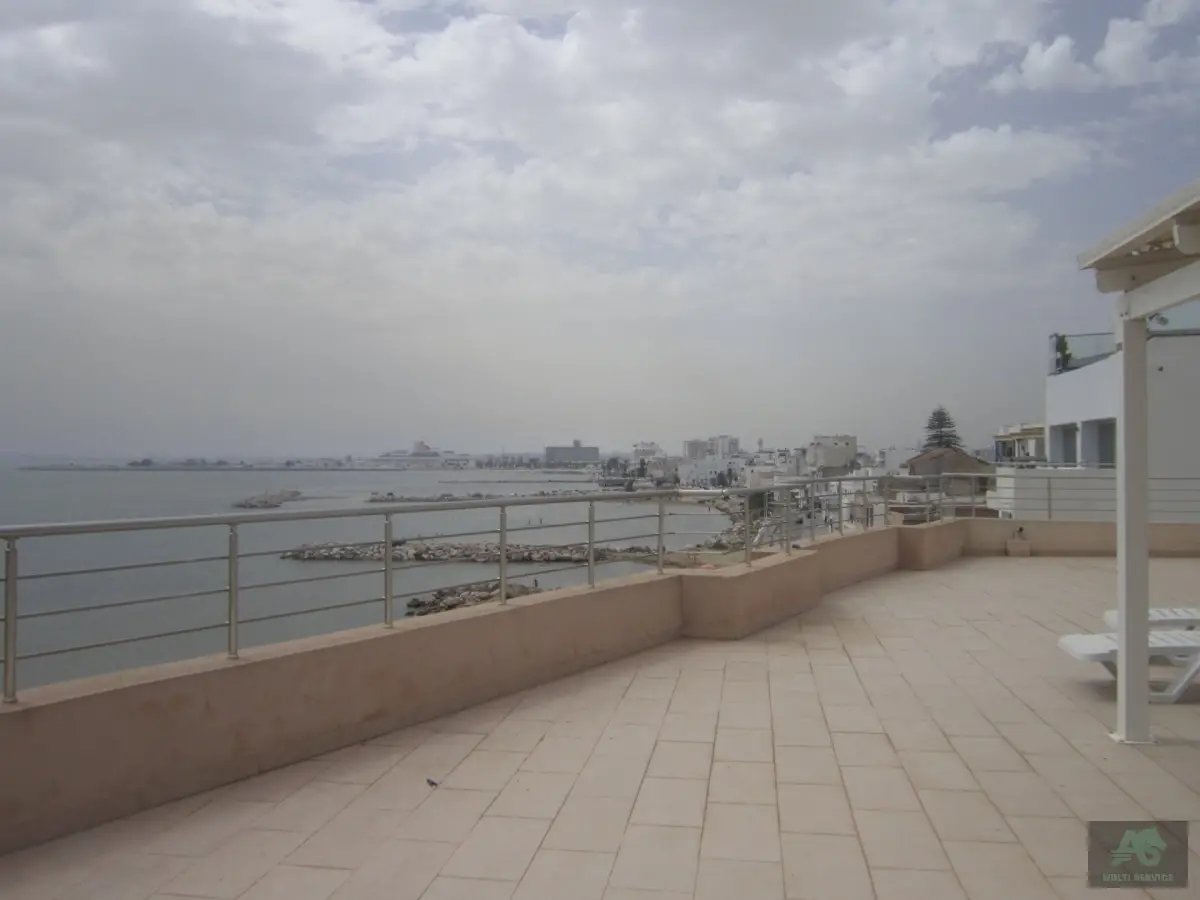S 3 meublé vue mer à la Goulette