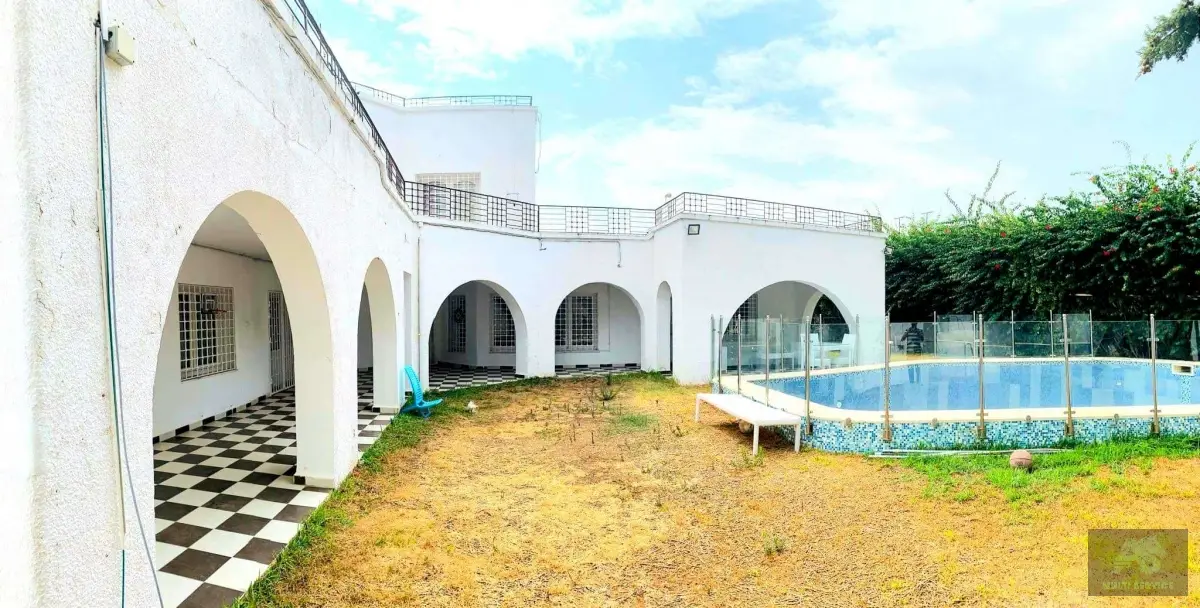 Villa à Marsa les pins
