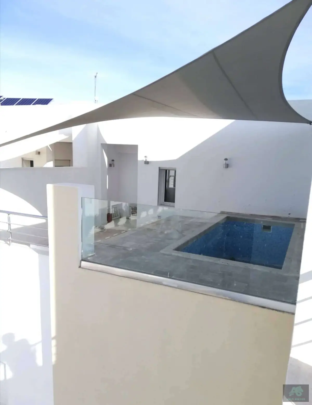 Triplex avec piscine et ascenseur