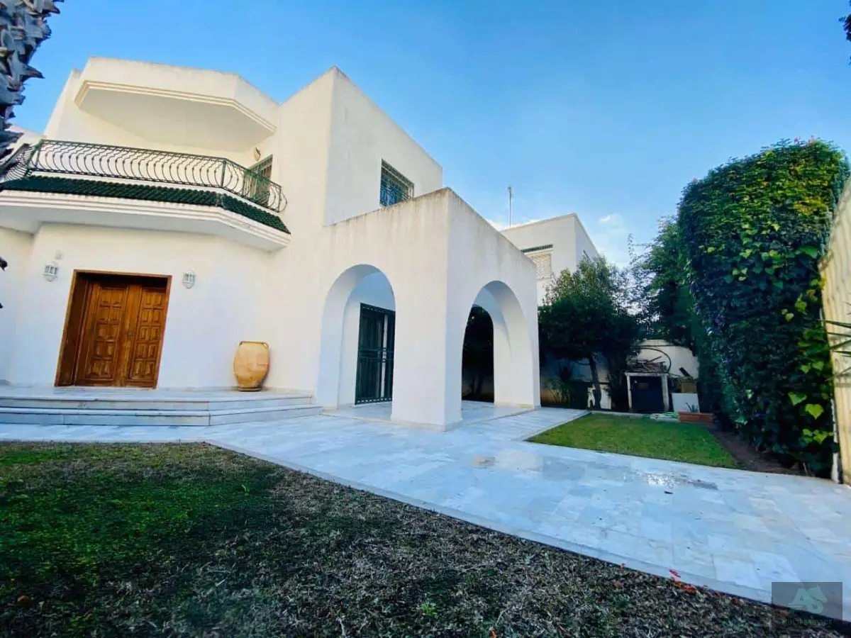 Coquette villa à la marsa