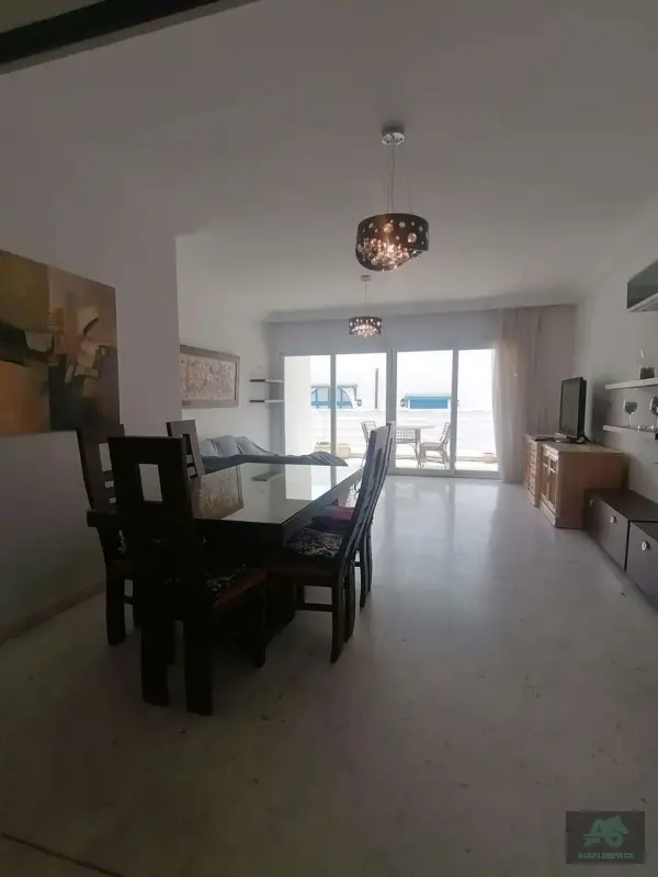 Appartement S 4 richement meublé à la Marsa