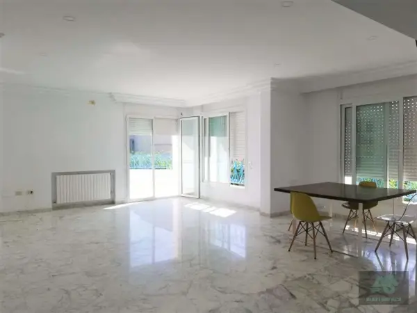 Etage de villa à la Marsa