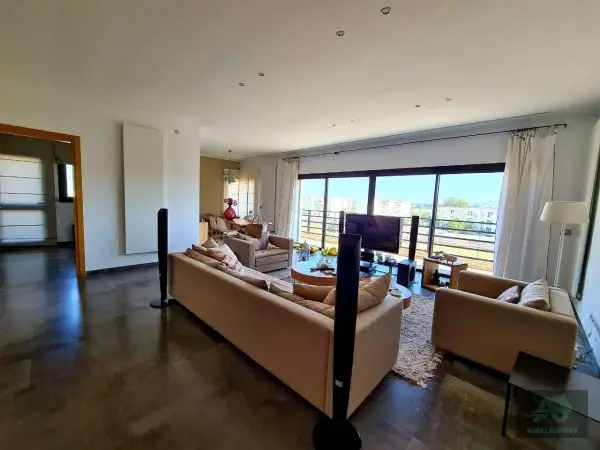 Appartement S 4 meublé