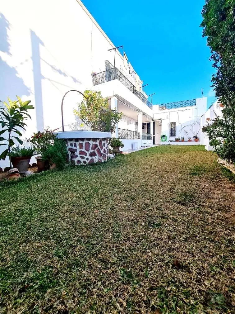 Rdc de villa (s 3) meublé à la Marsa