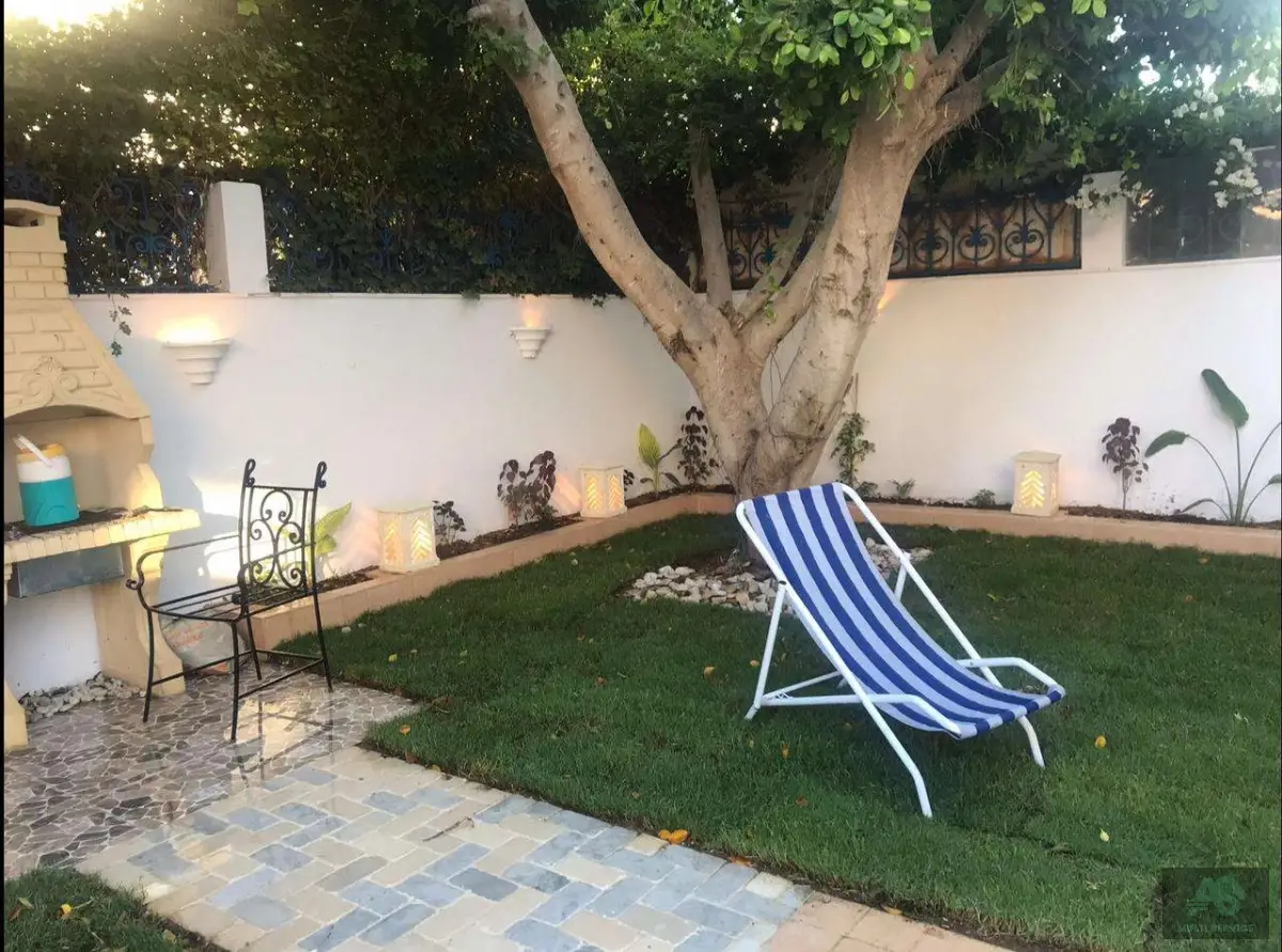 Duplex s 3 avec jardin à la Marsa