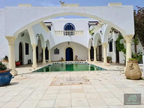 Coquette Villa à La Soukra