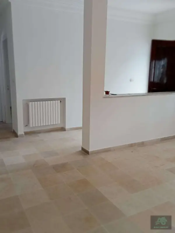 Etage de villa S 2 à la Marsa