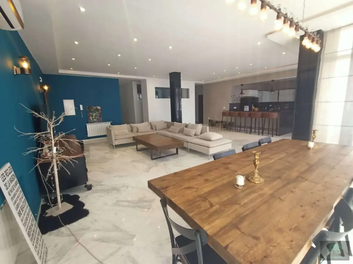 Etage de villa S 4 meublé à la Marsa