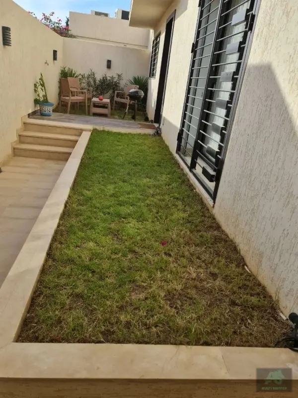 Appartement (s 3) meublé avec jardin à la Marsa