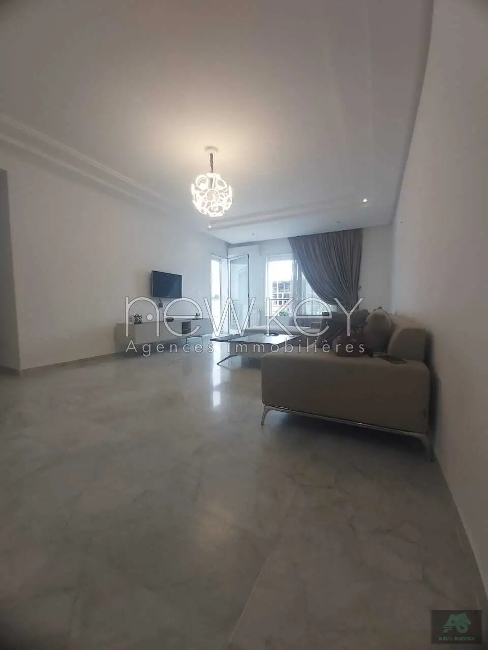 Appartement s+2 à l' Aouina