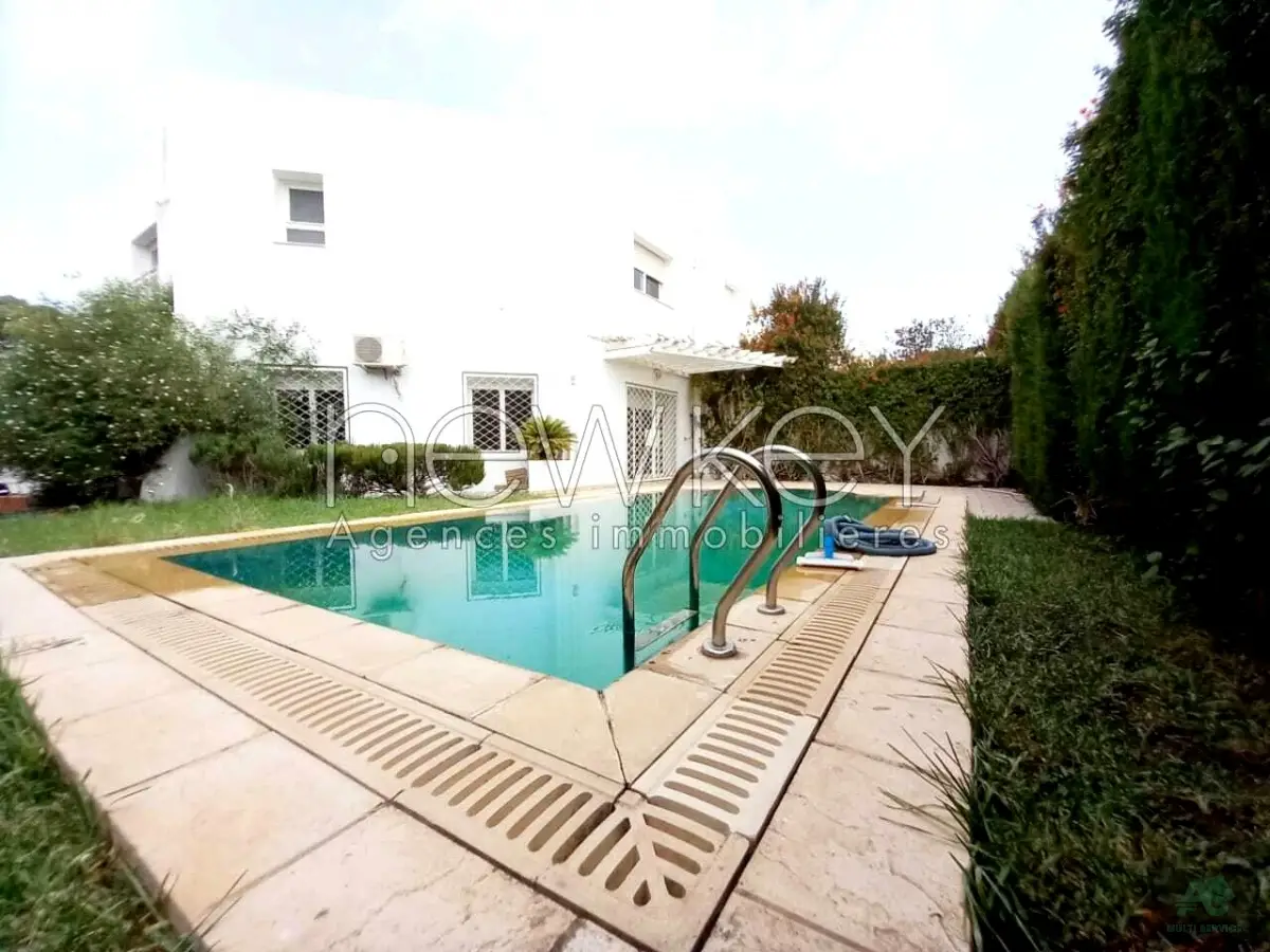 Magnifique villa s+5 La Marsa