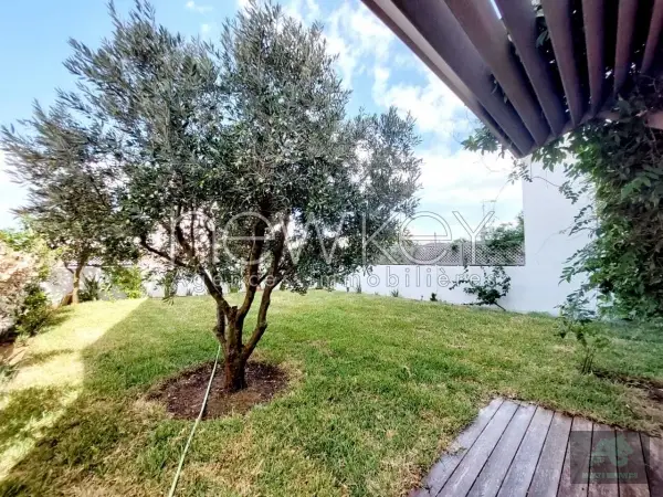 Magnifique S+3 avec jardin à Gammarth