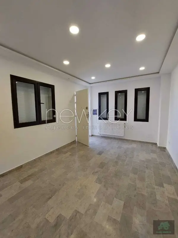 Bureau A+1 à Marsa Ville